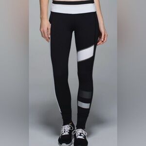 Lululemon Speed Tight II Full-On Luxtreme Size 6